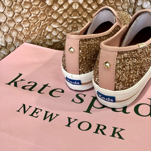 Keds x kate spade
TRIPLE DECKER KATE SPADE GLITTER - Picture 13 of 16